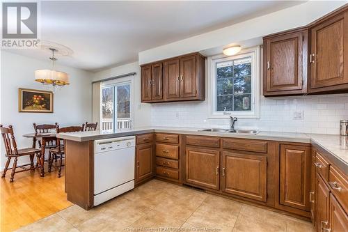 44 Avalon St, Dieppe, NB - Indoor Photo Showing Kitchen With Double Sink