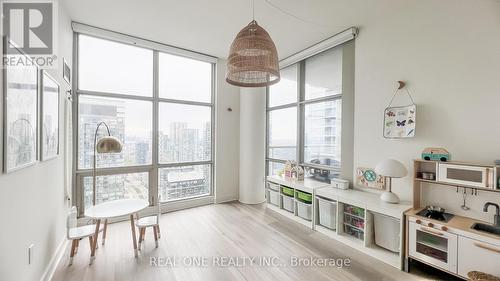 #4202 -10 Navy Wharf Crt, Toronto, ON - Indoor Photo Showing Other Room