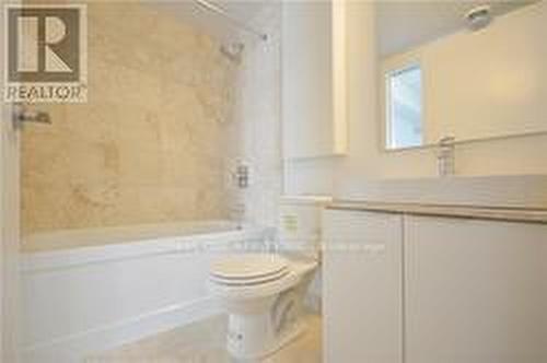 2412 - 14 York Street, Toronto, ON - Indoor Photo Showing Bathroom