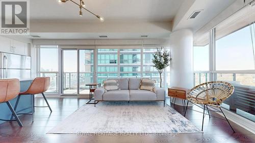 #1001 -35 Brian Peck Cres, Toronto, ON - Indoor Photo Showing Living Room