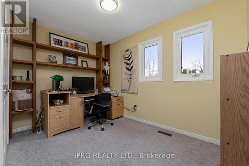 14 Mintwood Crt, Brampton, ON - Indoor Photo Showing Office