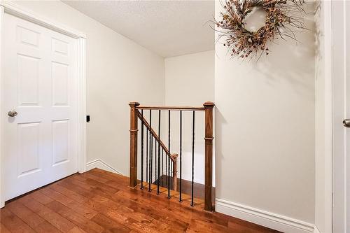 7 Vision Place, Stoney Creek, ON - Indoor Photo Showing Other Room