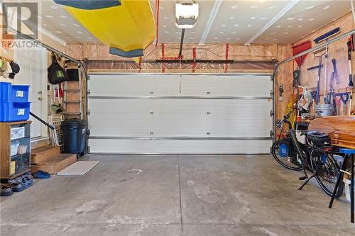 7 Shelby Lane, Brockville, ON - Indoor Photo Showing Garage