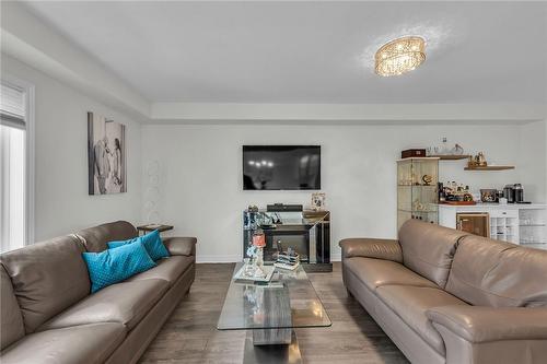119 Donald Bell Drive, Binbrook, ON - Indoor Photo Showing Living Room