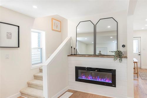 371 Upper Wentworth Street, Hamilton, ON - Indoor With Fireplace