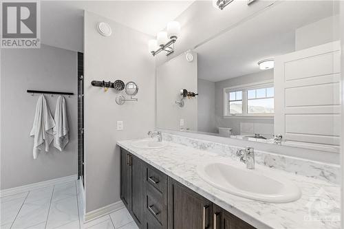 10 Honfleur Street, Ottawa, ON - Indoor Photo Showing Bathroom