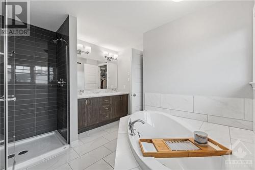 10 Honfleur Street, Ottawa, ON - Indoor Photo Showing Bathroom