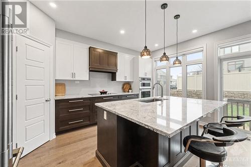 10 Honfleur Street, Ottawa, ON - Indoor Photo Showing Kitchen With Upgraded Kitchen
