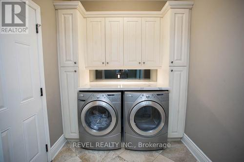 4671 Mcleod Rd, Burlington, ON - Indoor Photo Showing Laundry Room