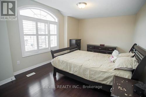4671 Mcleod Rd, Burlington, ON - Indoor Photo Showing Bedroom