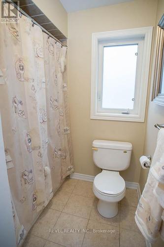 4671 Mcleod Rd, Burlington, ON - Indoor Photo Showing Bathroom