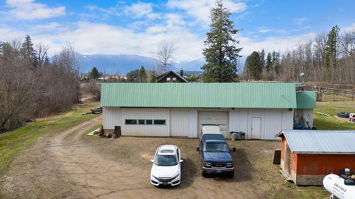 4641 Samuelson Road, Canyon, BC - Outdoor