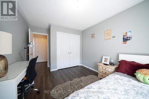 3351 Moses Way, Burlington, ON - Indoor Photo Showing Bedroom