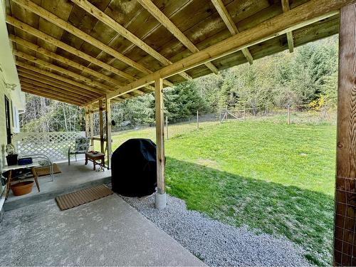 5759 Longbeach Rd, Nelson, BC - Outdoor With Deck Patio Veranda With Exterior
