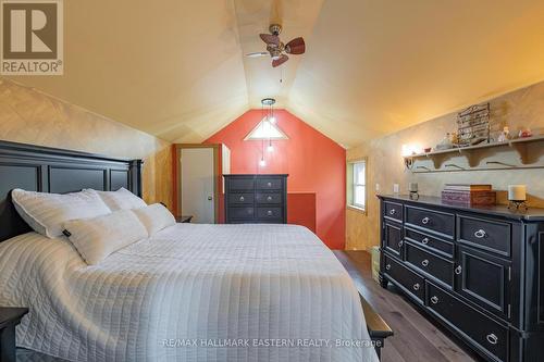 7066 Waverly Street, Hamilton Township, ON - Indoor Photo Showing Bedroom