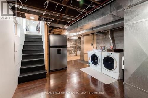 19 Sherring St S, Haldimand, ON - Indoor Photo Showing Laundry Room