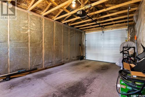 1732 West Market Street, Regina, SK - Indoor Photo Showing Garage
