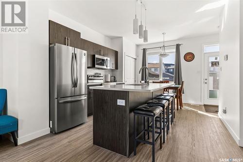 1732 West Market Street, Regina, SK - Indoor Photo Showing Kitchen With Upgraded Kitchen