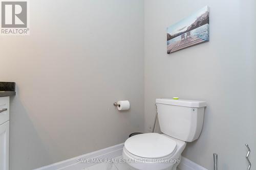 56 Burton Street E, East Zorra-Tavistock, ON - Indoor Photo Showing Bathroom