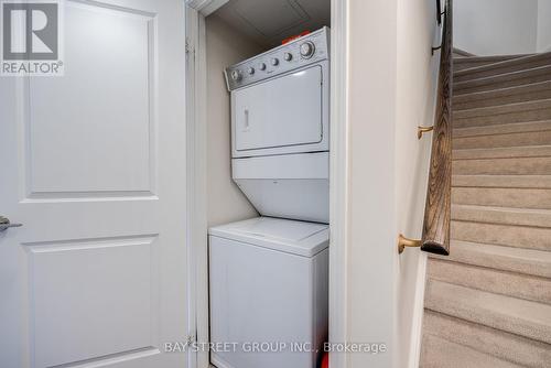 #305 -1070 Progress Ave, Toronto, ON - Indoor Photo Showing Laundry Room