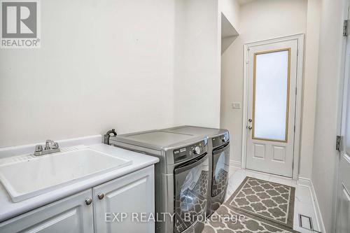 2 Allegranza Ave, Vaughan, ON - Indoor Photo Showing Laundry Room