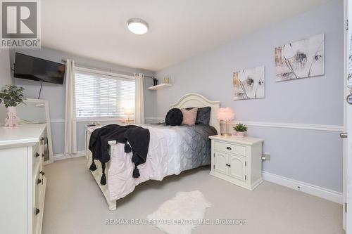 14 James Arnott Cres, Orangeville, ON - Indoor Photo Showing Bedroom