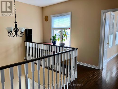 88 Toporowski Ave, Richmond Hill, ON - Indoor Photo Showing Other Room