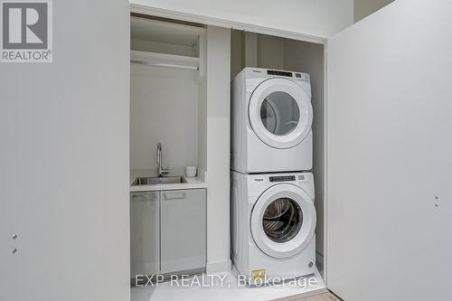 #3001 -1 Grandview Ave, Markham, ON - Indoor Photo Showing Laundry Room