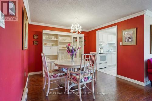 2 Birchshire Dr, Barrie, ON - Indoor Photo Showing Dining Room