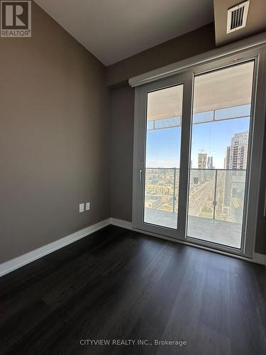 #1711 -3900 Confederation Pkwy, Mississauga, ON - Indoor Photo Showing Other Room