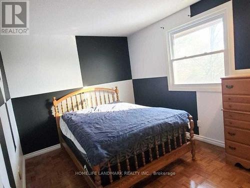727 Barclay Rd, London, ON - Indoor Photo Showing Bedroom