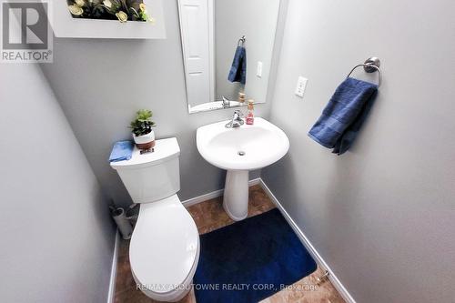 51 Sorrento Street, Kitchener, ON - Indoor Photo Showing Bathroom