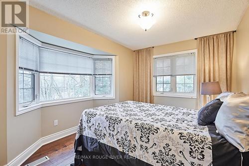 #131 -1995 Royal Rd, Pickering, ON - Indoor Photo Showing Bedroom