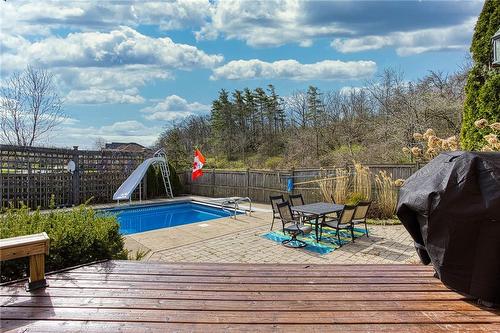 9 Riesling Street, Grimsby, ON - Outdoor With In Ground Pool