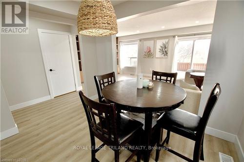 1050 Kimball Cres S, London, ON - Indoor Photo Showing Dining Room