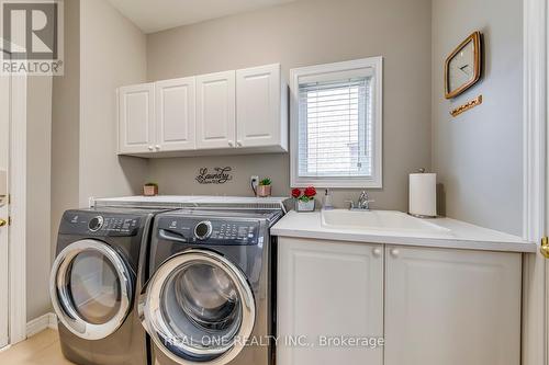 1154 Kestell Blvd, Oakville, ON - Indoor Photo Showing Laundry Room