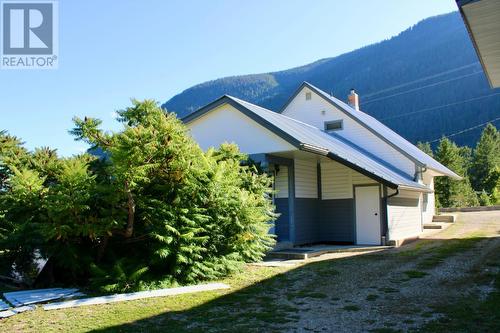 3152 6 Highway, Slocan Park, BC - Outdoor