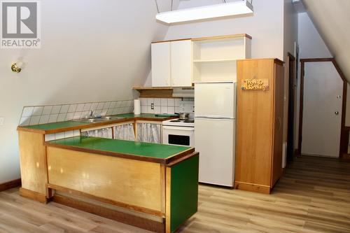 3152 6 Highway, Slocan Park, BC - Indoor Photo Showing Kitchen