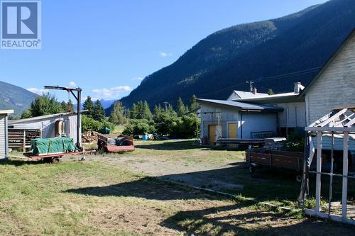 3152 6 Highway, Slocan Park, BC - Outdoor