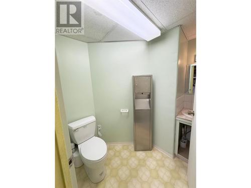 3152 6 Highway, Slocan Park, BC - Indoor Photo Showing Bathroom