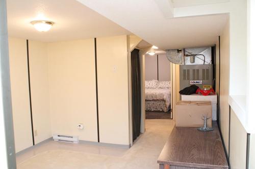 3152 Highway 6, Slocan Park, BC - Indoor Photo Showing Other Room