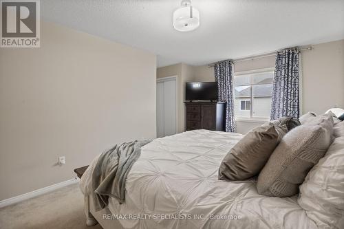 1096 Beneford Rd, Oshawa, ON - Indoor Photo Showing Bedroom