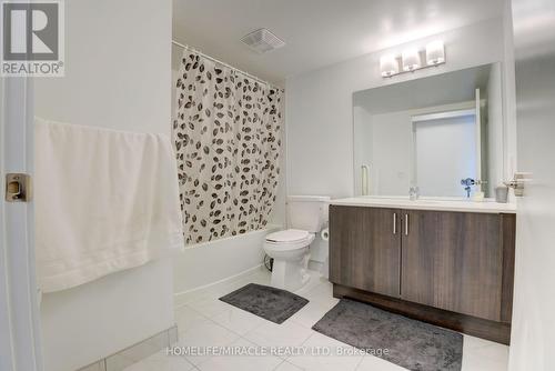 #905 -1480 Bayly St, Pickering, ON - Indoor Photo Showing Bathroom