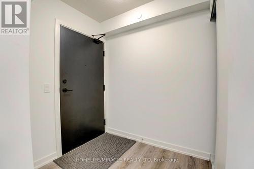 #905 -1480 Bayly St, Pickering, ON - Indoor Photo Showing Other Room