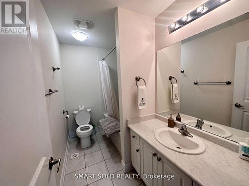 15 Allegranza Ave, Vaughan, ON - Indoor Photo Showing Bathroom