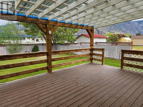 830 3Rd Avenue, Keremeos, BC - Outdoor With Exterior