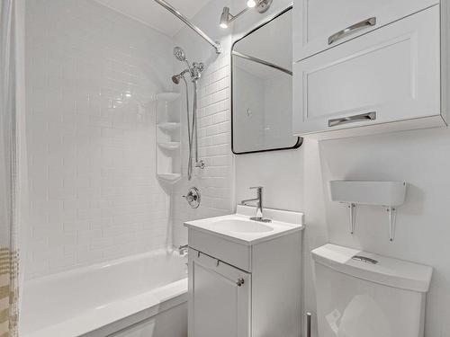 Salle de bains - 5-715 Av. Belvédère, Québec (La Cité-Limoilou), QC - Indoor Photo Showing Bathroom