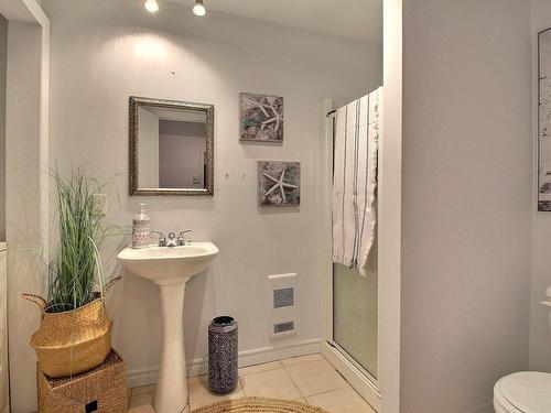 Salle de bains - 1576 Rue Marini, Sherbrooke (Brompton/Rock Forest/Saint-Élie/Deauville), QC - Indoor Photo Showing Bathroom