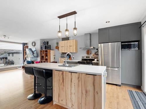 Kitchen - 25 Rue Des Alpes, Sainte-Brigitte-De-Laval, QC - Indoor Photo Showing Kitchen With Upgraded Kitchen