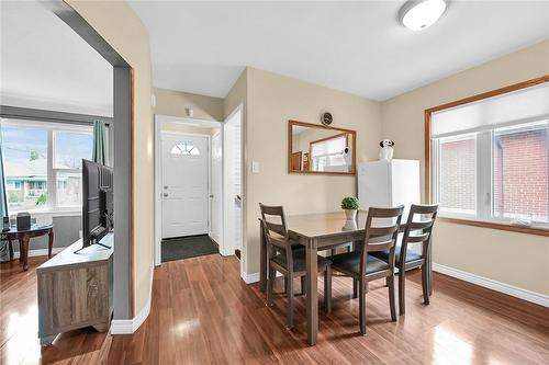 352 East 28Th Street, Hamilton, ON - Indoor Photo Showing Dining Room